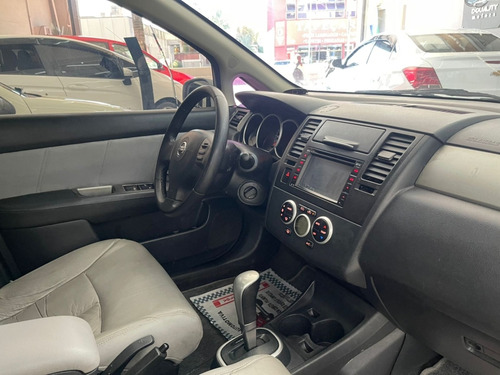 Nissan Tiida 1.8 SL 16V FLEX 4P AUTOMÁTICO