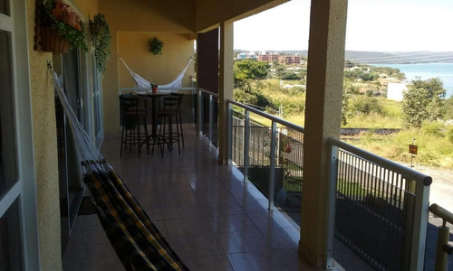 Sobrado De Frente Para O Lago Corumbá, Proximo Ao Clube Náutico