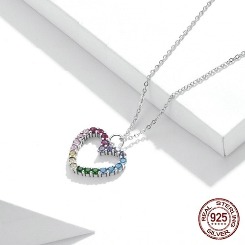 Collar De Plata S925 Con Circones Arcoíris Diseño Corazón