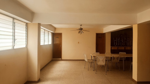 Apartamento En Montalban 1 11.88m2/3 Hab +serv/2+serv/1 P.e Por Documento Y Otro Por Condominio