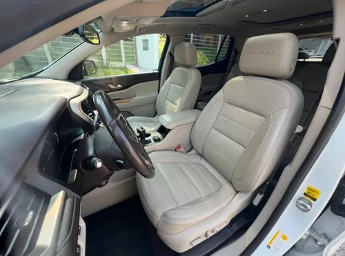 GMC Acadia 3.7 Denali At