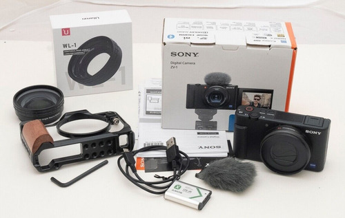 Sony Zv-1 20.1mp Digital Camera Kit W/rig Angle Lens  Video