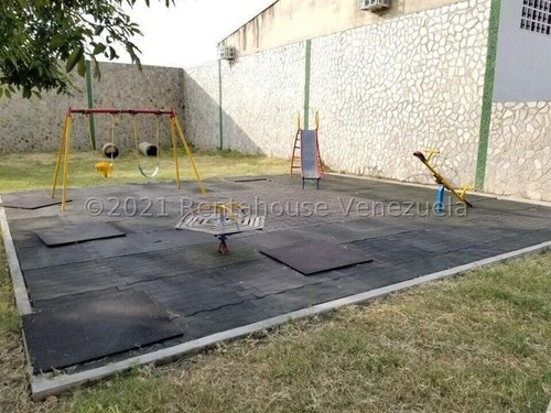 Imagen 29 de 30 de Exclusiva Casa Tipo Townhouse Urb. Villas Del Sol Ii La Morita I23-4498 Ejc 04243439046