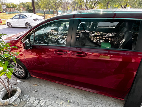 Toyota Sienna 3.5 Le At