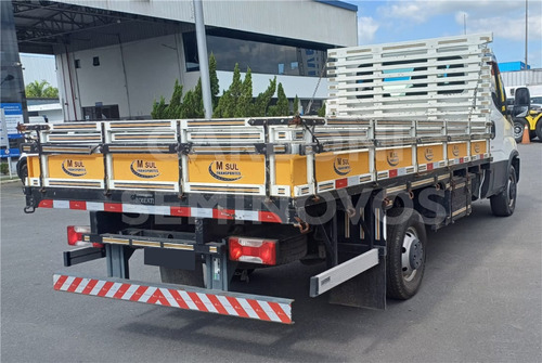 Iveco Daily 35-160 Longo E6 4x2 2022/2023
