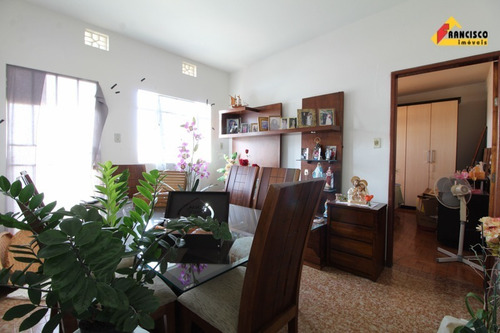 Imagem 17 de 21 de Casa À Venda, 3 Quartos, 3 Vagas, São José - Divinópolis/mg - 27572