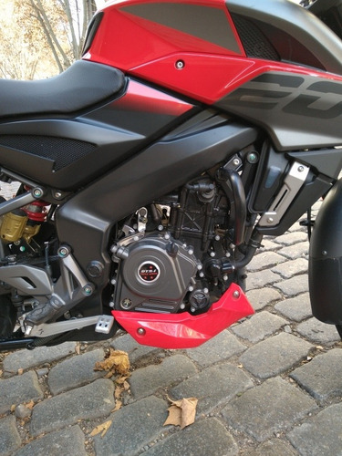 Bajaj Rouser Ns 200
