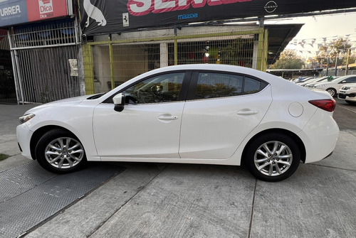 Mazda Mazda 3 2.0 Sedan I Touring L4 Man Mt