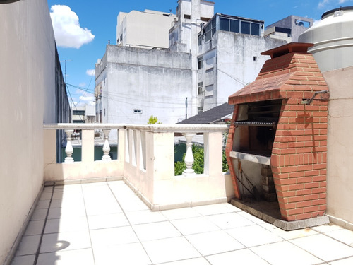 Imagen 10 de 11 de Ph 3 Ambientes Balcón. Terraza. Parrilla. Monte Castro