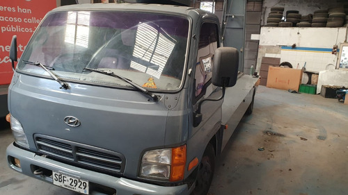 Hyundai Hd 65 Cabina Chasis Con Piramide Publicitaria