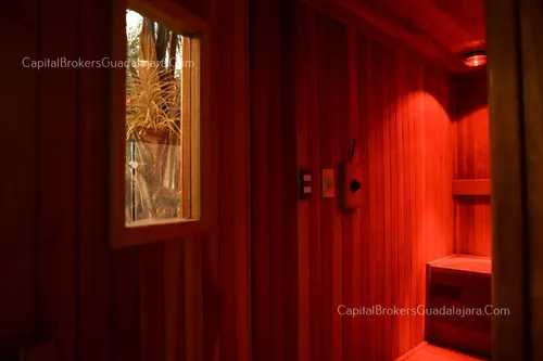 Casa En Venta Con Alberca En Balcones De La Calera