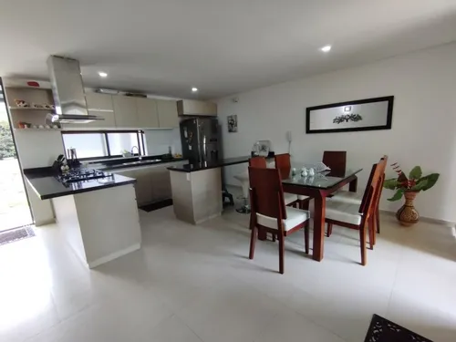 Casa En Venta En Marsella. Cod V14704