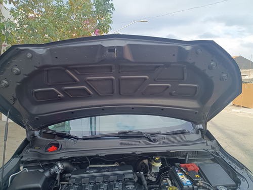 Chevrolet Onix 1.4 Lt 5p