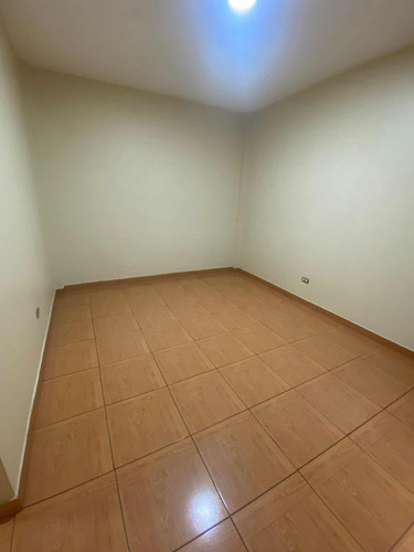 Alquilo Mini Depa ( Inlcuye Servicios) X Alt. C 3 De La Av. La Molina X Atento Peru