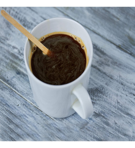 Q Un Batidor De Café Desechable Con Leche En Polvo Stirri
