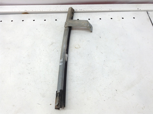 Guia De Vidrio Delantero Derecho Ranger Cabina 1/2 Mod 01-04 (Usado)