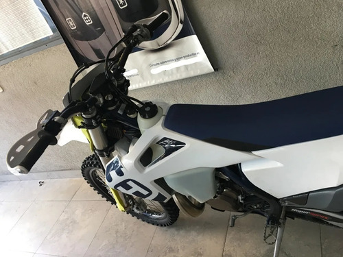 Imagen 9 de 18 de Husqvarna Te250i Usada 2020 23hs - Palermo Bikes