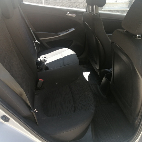 Imagen 11 de 12 de Hyundai Accent 1.4