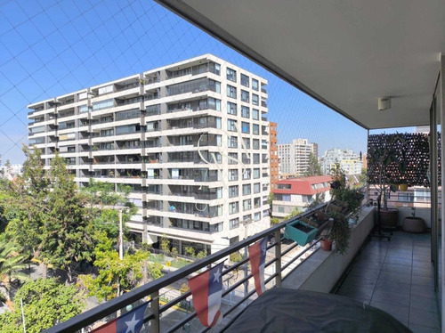 Cómodo Depto A Cuadras De Plaza Ñuñoa, Metro Chile España