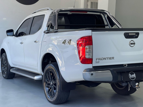 Nissan Frontier LE CD 4x4 2.3 Bi-TB Diesel Aut.