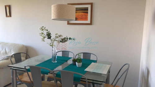 Apartamento En Brava, 1 Dormitorio Alquiler Anual- Ref: 2527