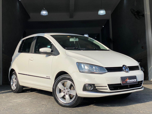 Imagem 3 de 14 de Volkswagen Fox 1.6 16v Msi Highline (flex) Flex Manual