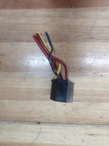 Conector Chicote Plug Ignição Vw Gol Gts Gti Gl 111953631 (Usado)