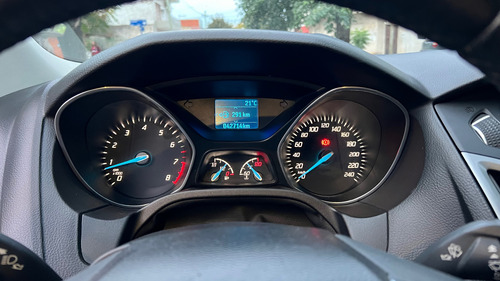 Ford Focus III 2.0 Sedan Se Plus Mt