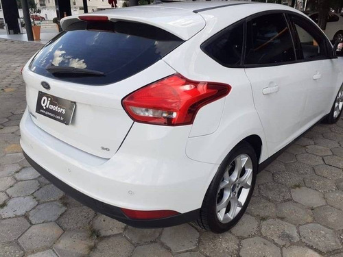 Ford Focus 2.0 Se Plus Fastback 16v Flex 4p Powershift