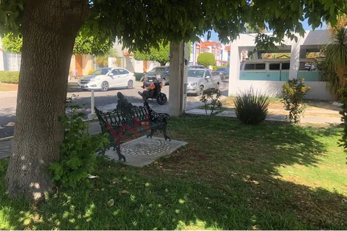 Tu Nuevo Hogar En Real De Arboledas, Celaya. Casa En Fraccionamiento Privado Con Vigilancia 24/7