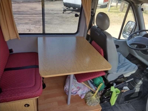 Imagen 4 de 17 de Motorhome Casa Rodante Renault Master 2005 Para 2 Personas