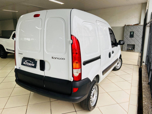 Imagem 10 de 13 de Renault Kangoo 1.6 Express 16v Flex 4p Manual