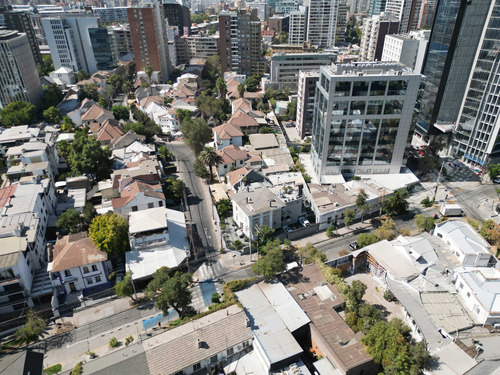 Remate - Providencia-departamento-general Flores N°238, De