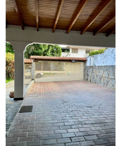 Vendo Casa 430m2 4h+s/4.5b/6p Santa Paula 4462