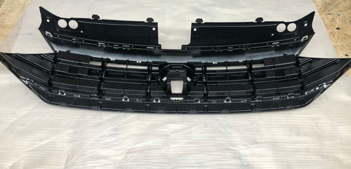 Grade Cromada Emblema Dianteira Jetta Tsi 19 2020 2021 2022