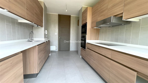 Penthouse Venta 3d3b 2 Est 1 Bod La Dehesa Sin Uso Oriente