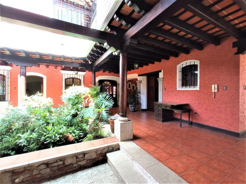 Imagen 4 de 29 de Vendo Hermosa Y Amplia Casa, Estilo Colonial, Sector Preferencial, Alta Plusvalia Y Seguridad