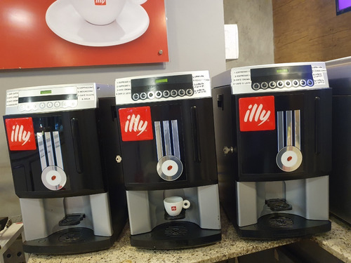 Comodato De Máquinas De Café E Bebidas Quentes (illy Café)