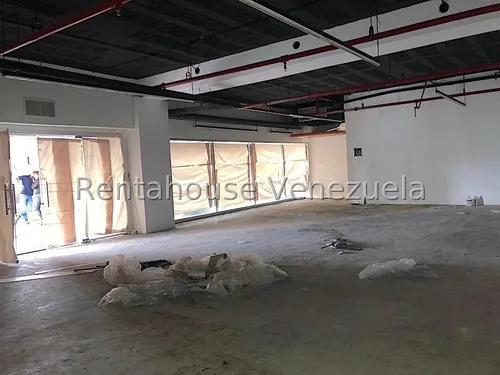Local En Alquiler - Mls #25-5337