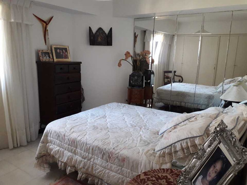 Imagen 9 de 17 de Se Vende Apto 110m2 3h/2b/4p Prados Del Este 5818