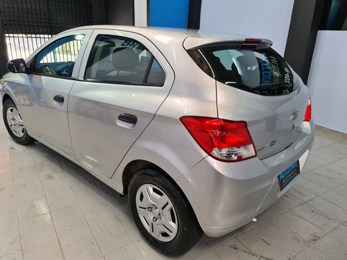 Imagem 5 de 8 de Chevrolet Onix 1.0 Mpfi Joy 8v Flex 4p Manual