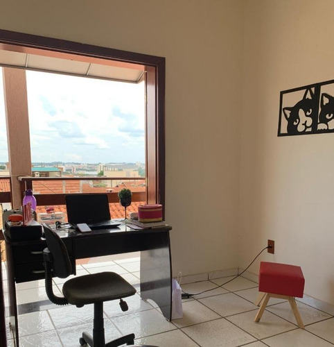 Sobrado Em Jardim Igaçaba, Mogi Guaçu/sp De 250m² 4 Quartos Para Locação R$ 2.500,00/mes - So909696