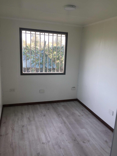 Casa Contenedor / Container: 30 M2 + Galería. A Estrenar