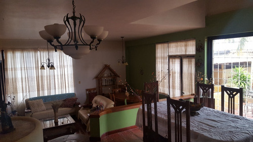 Imagen 14 de 30 de Espectacular Casa Para Una Familia Numerosa 04120656408 Cod Mls 23-5240