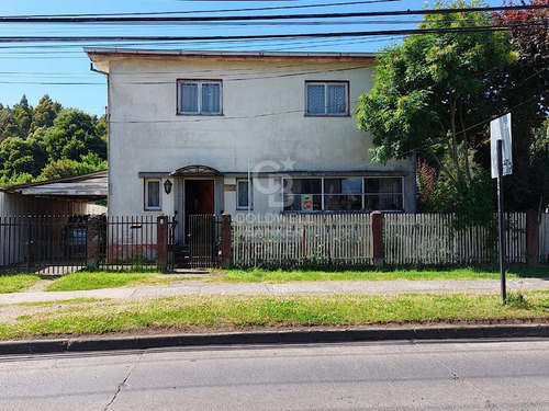 Gran Casa De Esquina Con Sitio En Osorno.