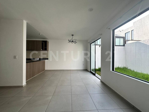 Renta Casa Fracc. Aurea, Toluca, México