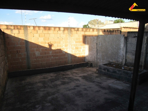 Imagem 2 de 16 de Casa Para Aluguel, 2 Quartos, Quintino - Divinópolis/mg - 27167
