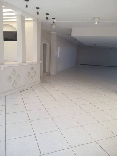Imagen 2 de 7 de Renta De Local Para Oficina 216 M2 Cerca De Oficinas De Telegrafos,cable