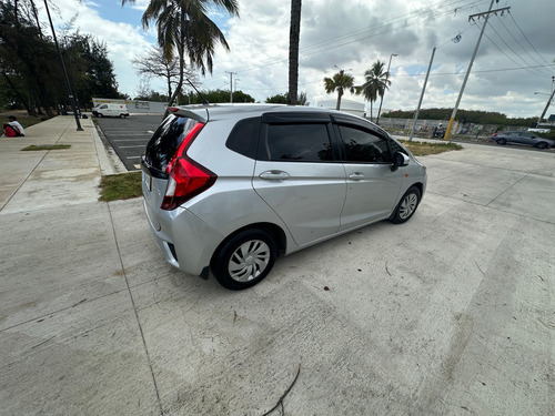 Honda Fit 2015 Ojo No Vendo A Intermediario