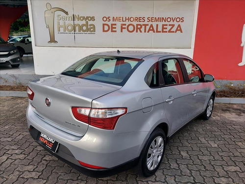 Imagem 3 de 8 de Grand Siena 1.4 Mpi Attractive 8v Flex 4p Manual